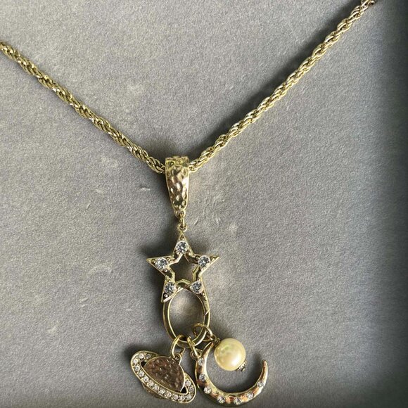 New Heidi Daus Charm Holder Crystal Star Crescent Moon & Saturn Necklace w/Box - Picture 4 of 4